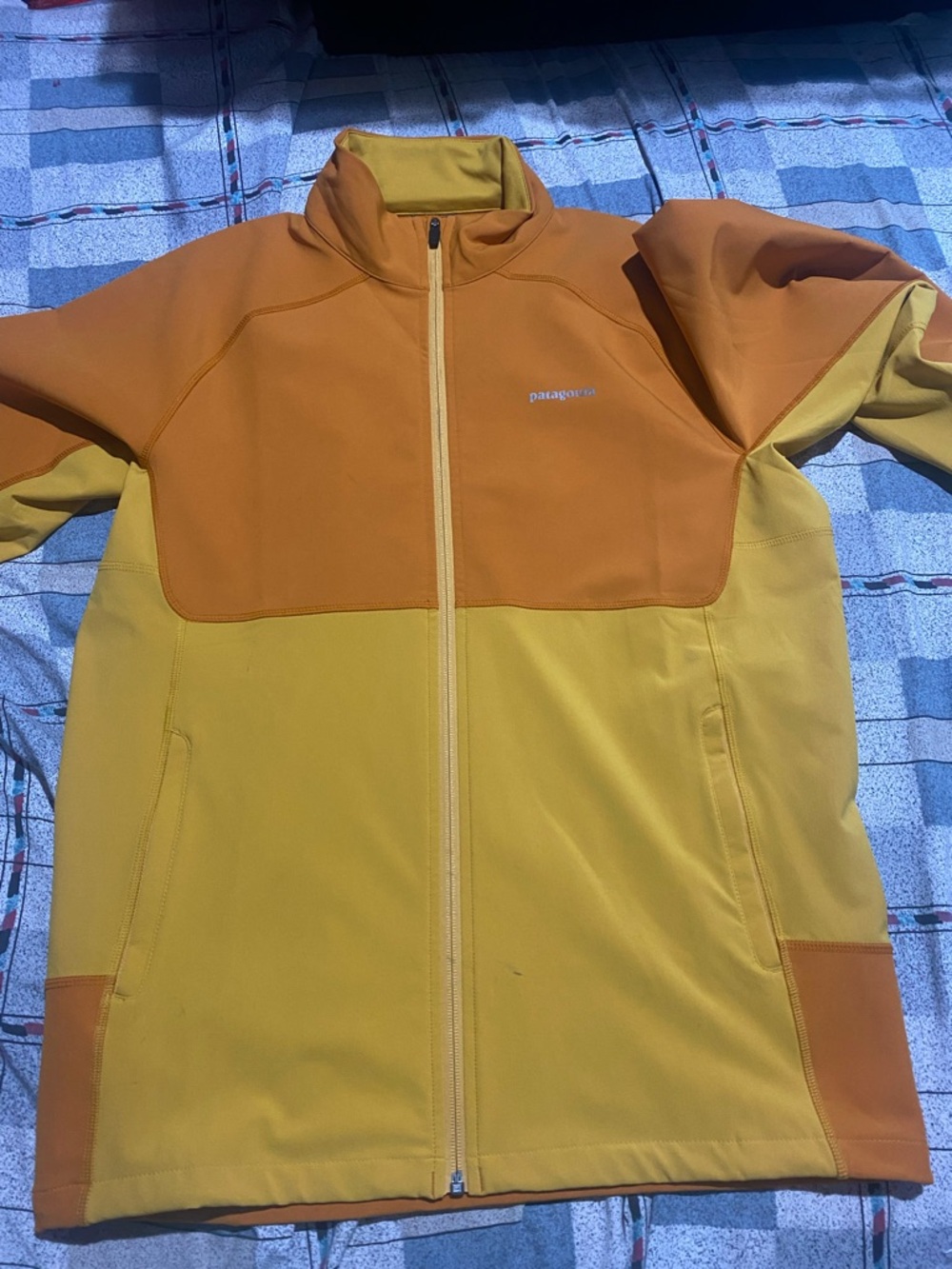 Patagonia Men's Jacket Full Zip Orange InTraverse Hybrid Soft Shell Size Medium